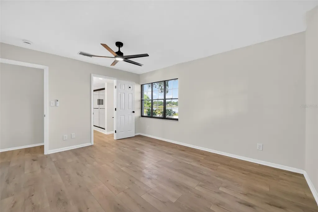 637 W Lakeshore Drive Clermont FL 34711