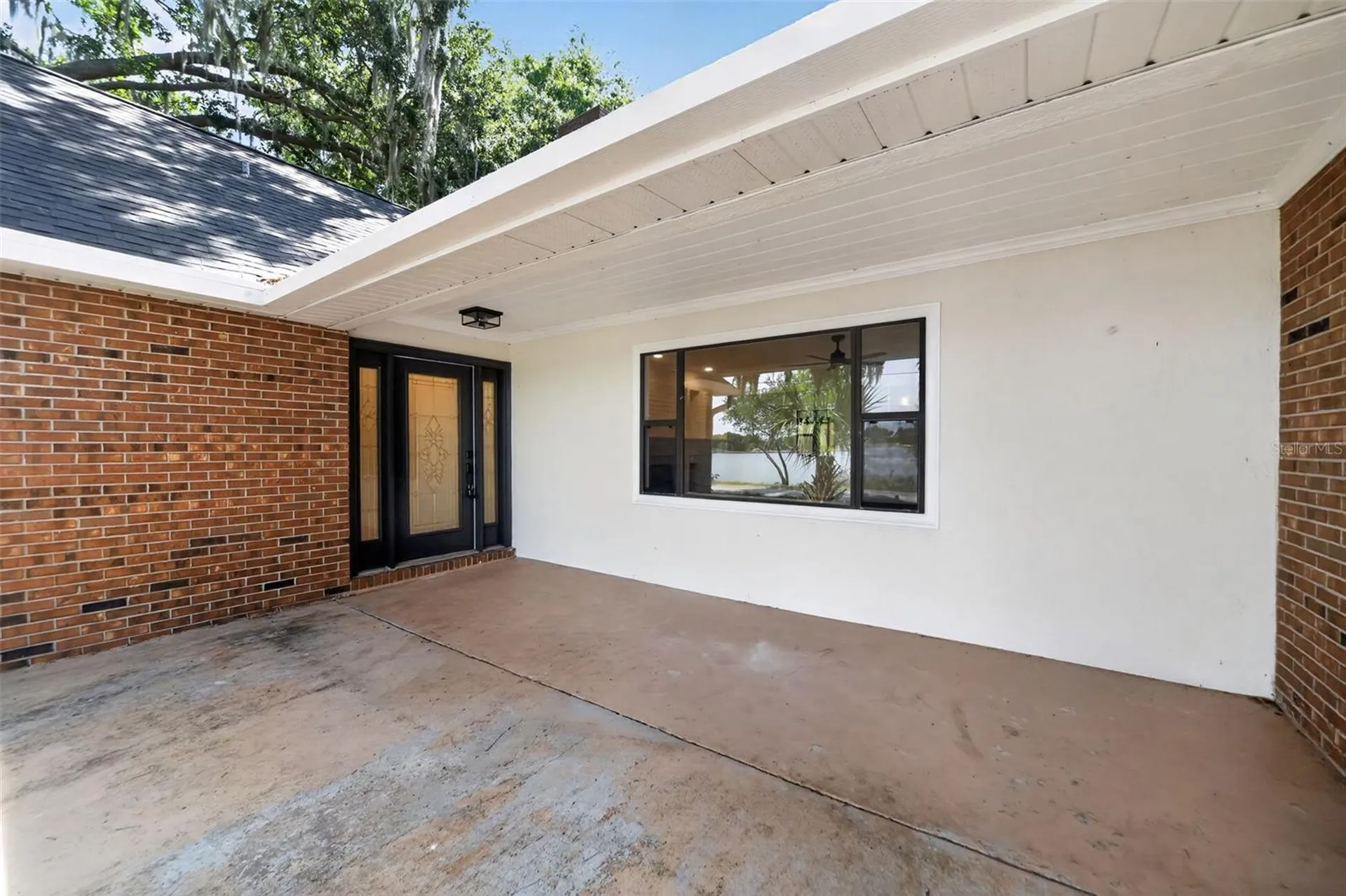 637 W Lakeshore Drive Clermont FL 34711