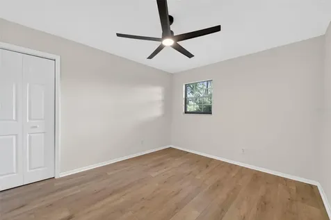 637 W Lakeshore Drive Clermont FL 34711