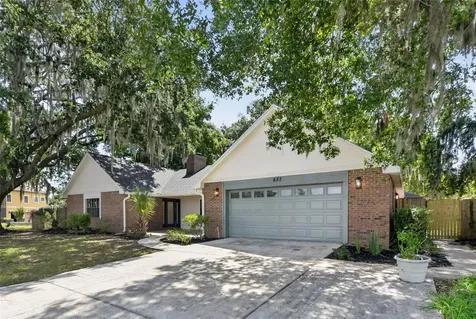 637 W Lakeshore Drive Clermont FL 34711