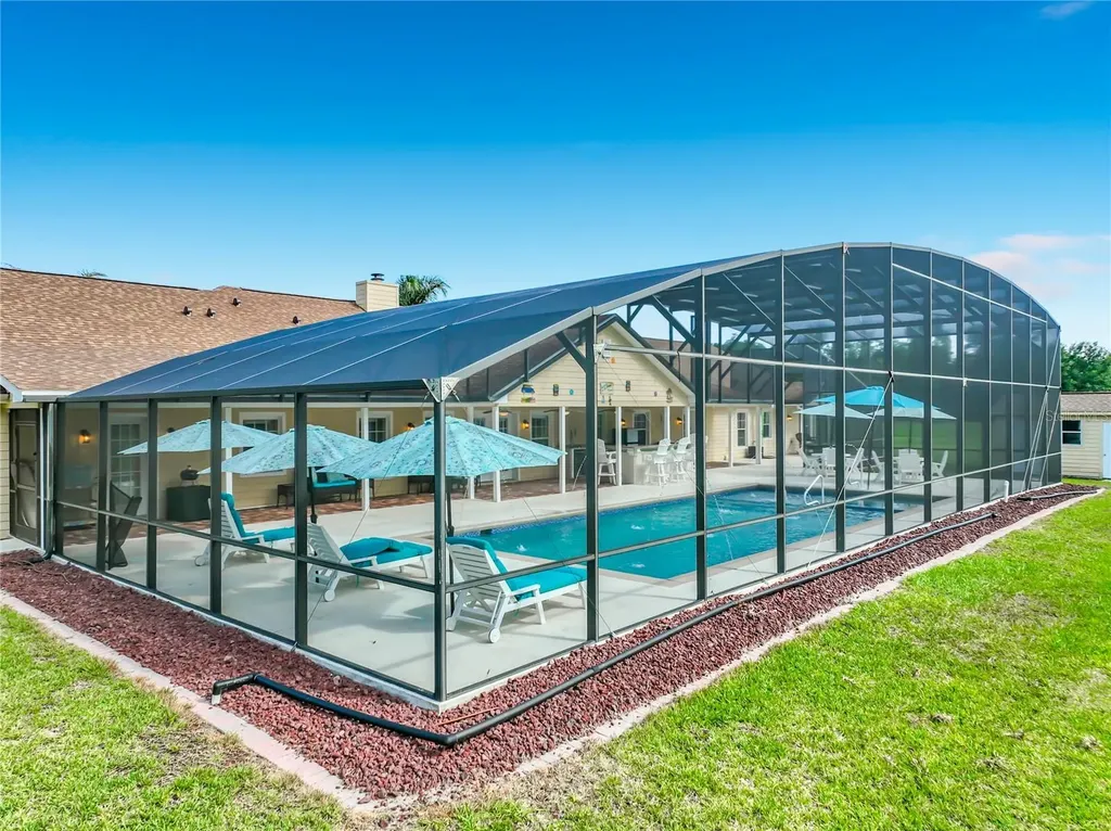 2300 Pine Meadows Place Chuluota FL 32766