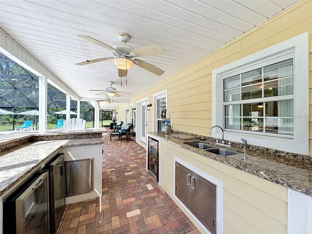 2300 Pine Meadows Place Chuluota FL 32766