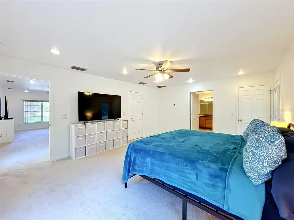 2300 Pine Meadows Place Chuluota FL 32766
