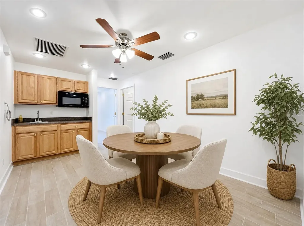 2300 Pine Meadows Place Chuluota FL 32766