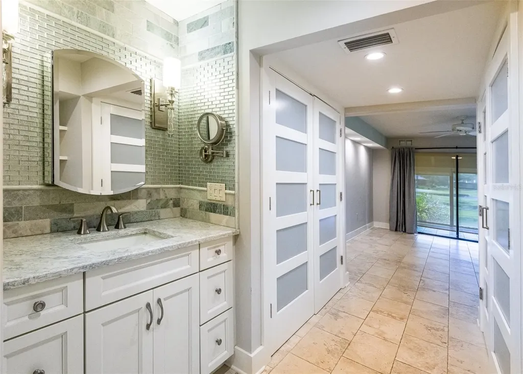 5332 Huntingwood Court Sarasota FL 34235