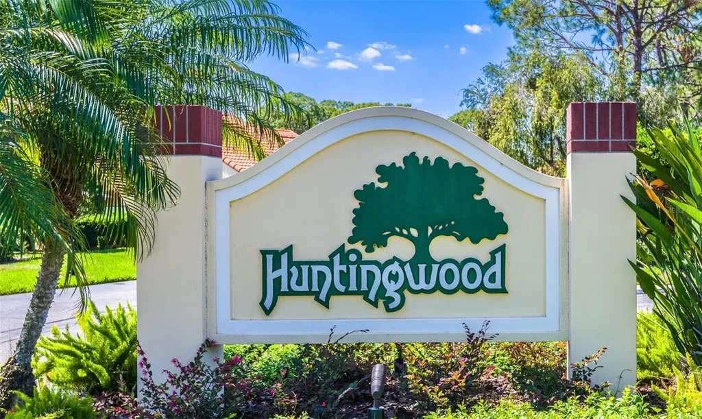 5332 Huntingwood Court Sarasota FL 34235