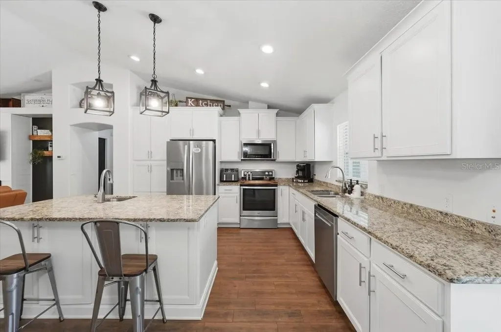 7125 Honeysuckle Drive Lakeland FL 33813