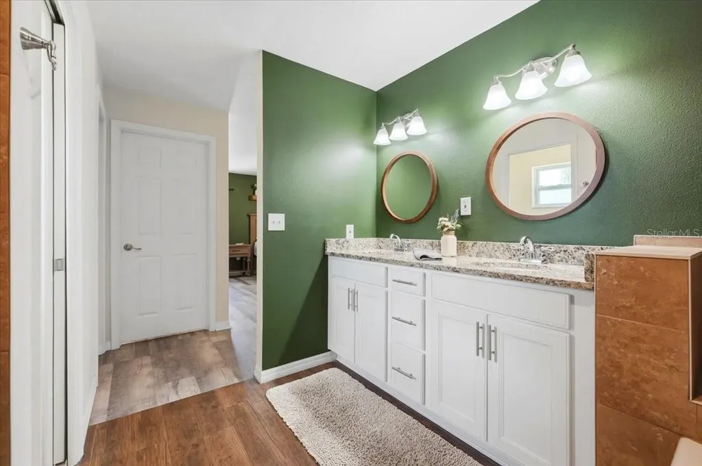 7125 Honeysuckle Drive Lakeland FL 33813