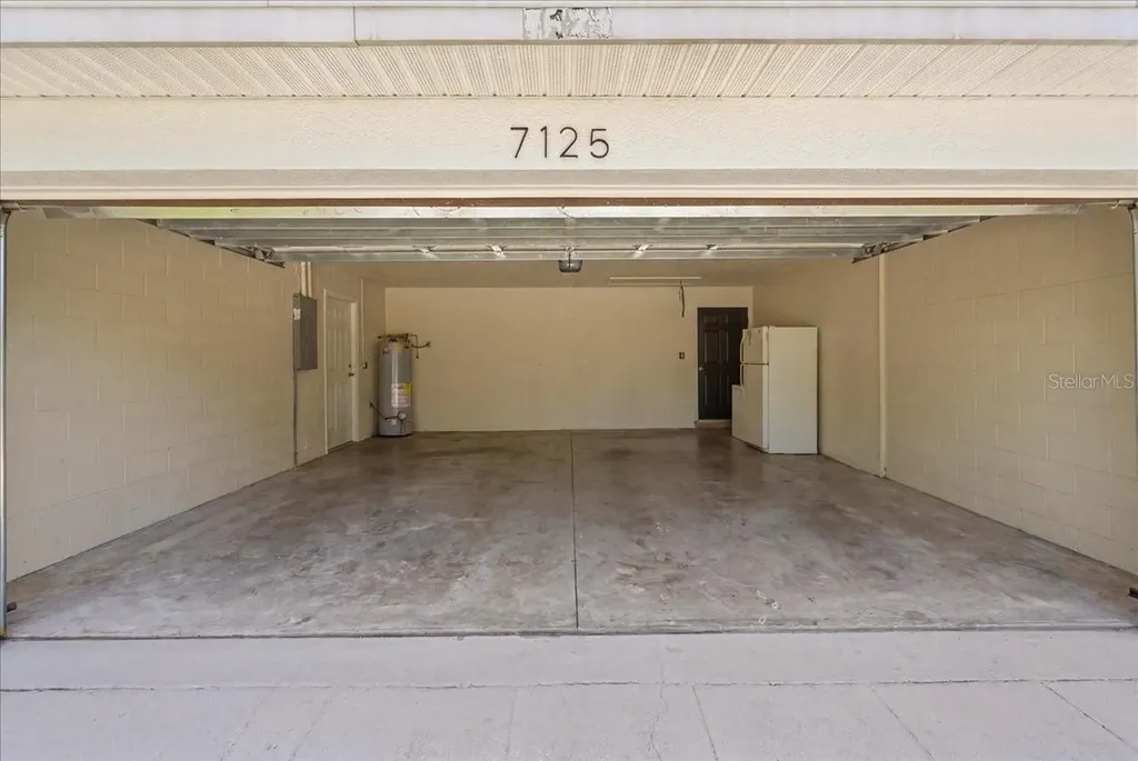 7125 Honeysuckle Drive Lakeland FL 33813