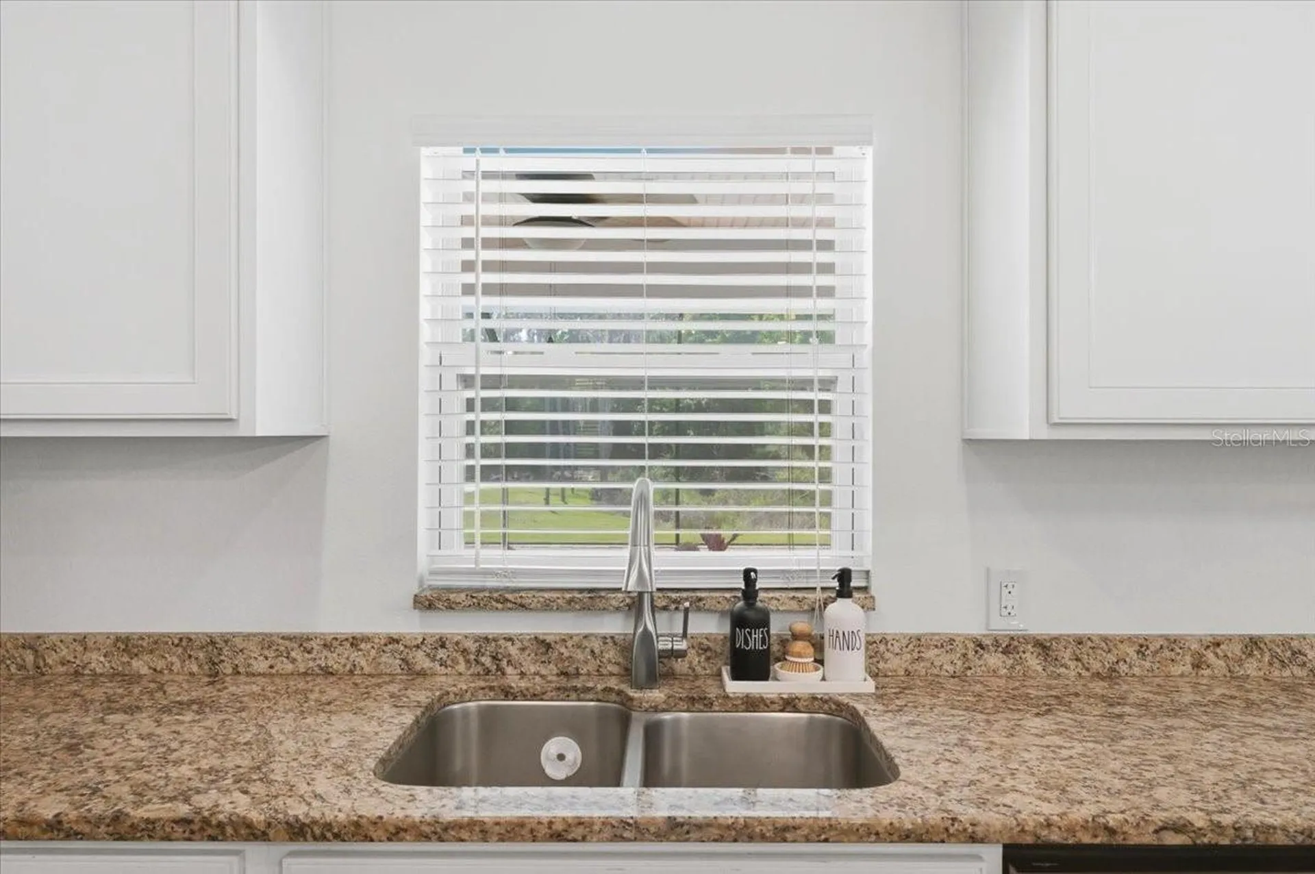 7125 Honeysuckle Drive Lakeland FL 33813