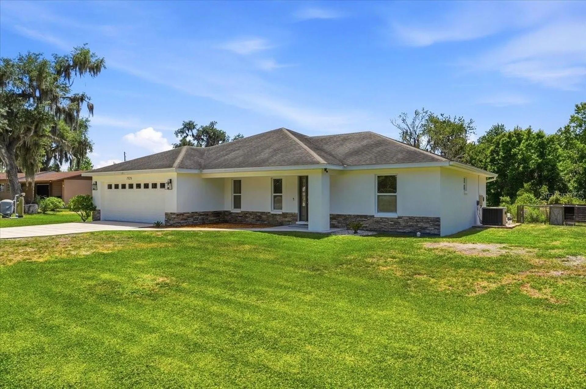 7125 Honeysuckle Drive Lakeland FL 33813