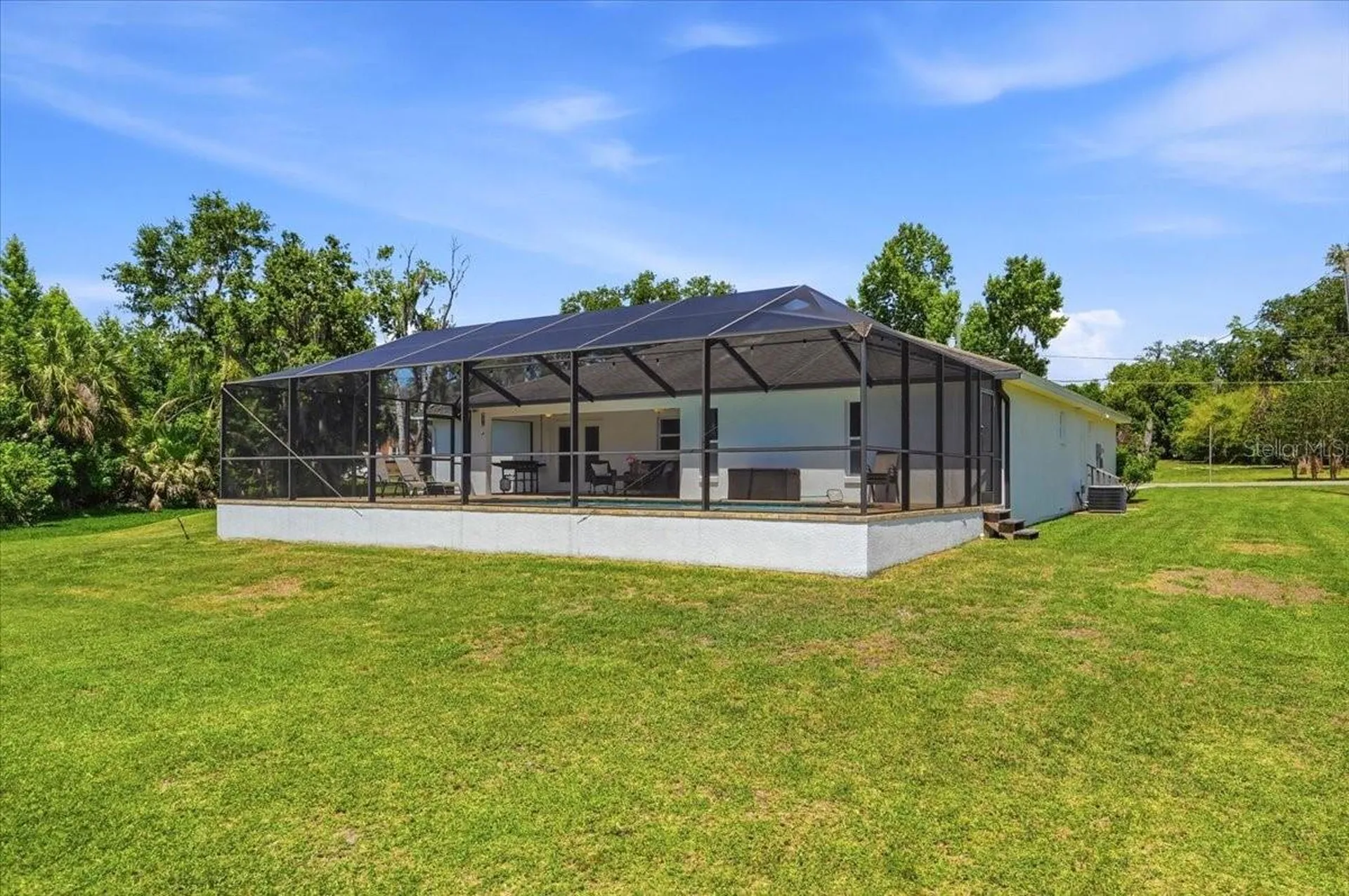 7125 Honeysuckle Drive Lakeland FL 33813