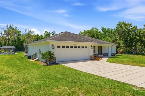 7125 Honeysuckle Drive Lakeland FL 33813