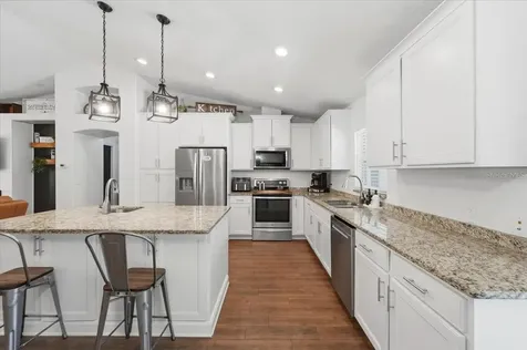7125 Honeysuckle Drive Lakeland FL 33813