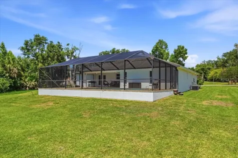 7125 Honeysuckle Drive Lakeland FL 33813