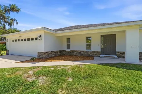 7125 Honeysuckle Drive Lakeland FL 33813