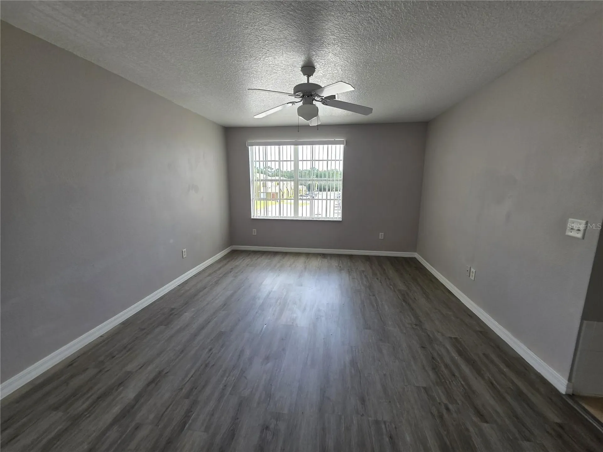 406 Washington Palm Loop Davenport FL 33897