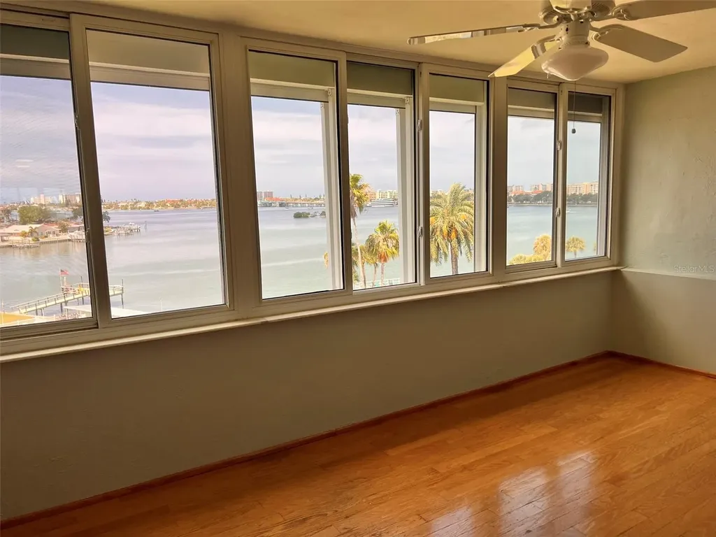 1868 Shore Drive S South Pasadena FL 33707