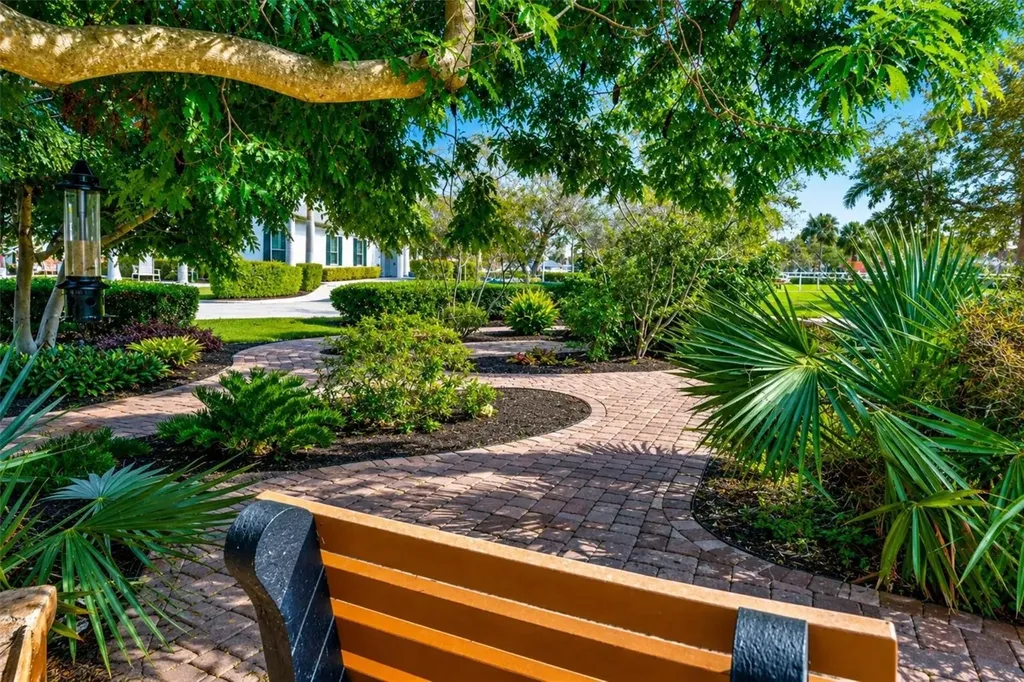 4809 Independence Drive Bradenton FL 34210