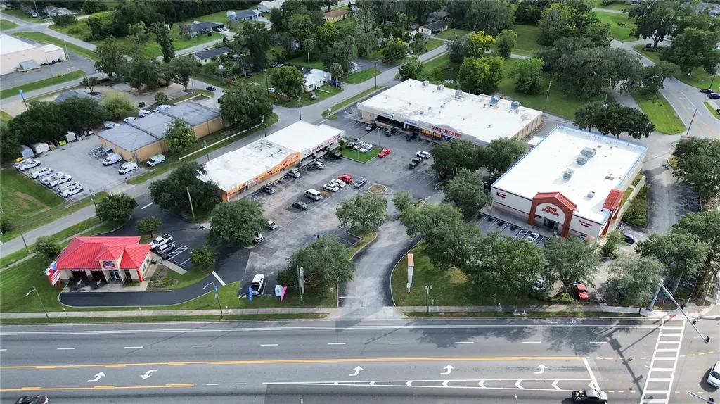5810 SE Abshier Boulevard Belleview FL 34420