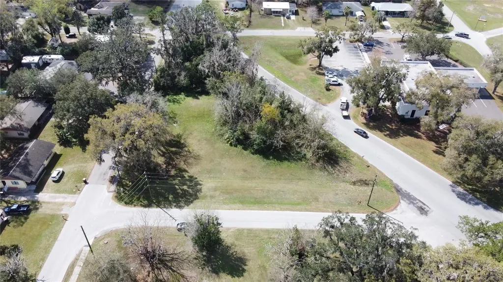 5810 SE Abshier Boulevard Belleview FL 34420