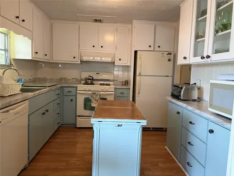 1451 Burning Tree Street Sarasota FL 34234