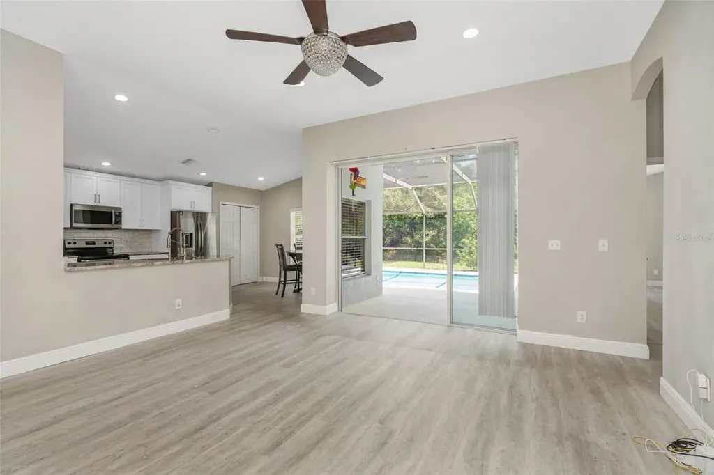 368 Tavernier Circle Oldsmar FL 34677