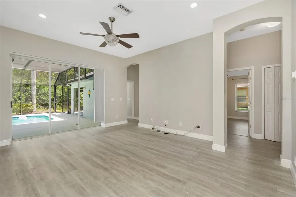 368 Tavernier Circle Oldsmar FL 34677