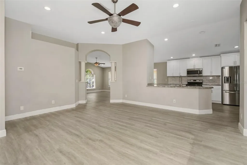 368 Tavernier Circle Oldsmar FL 34677