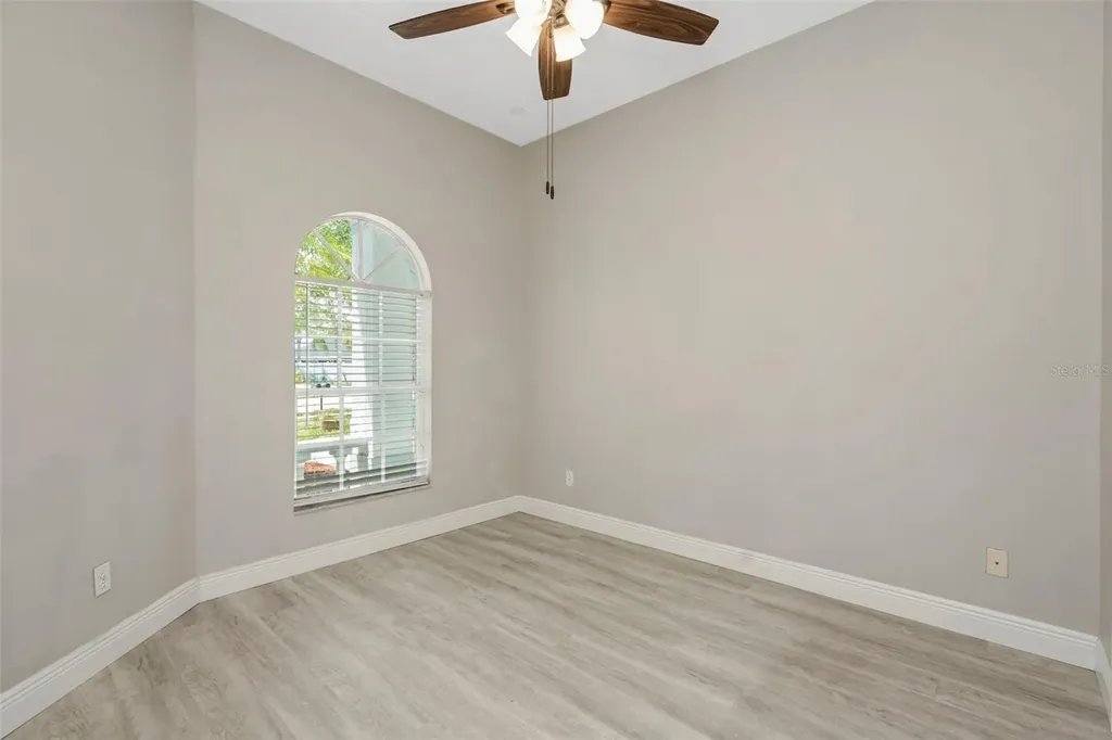 368 Tavernier Circle Oldsmar FL 34677