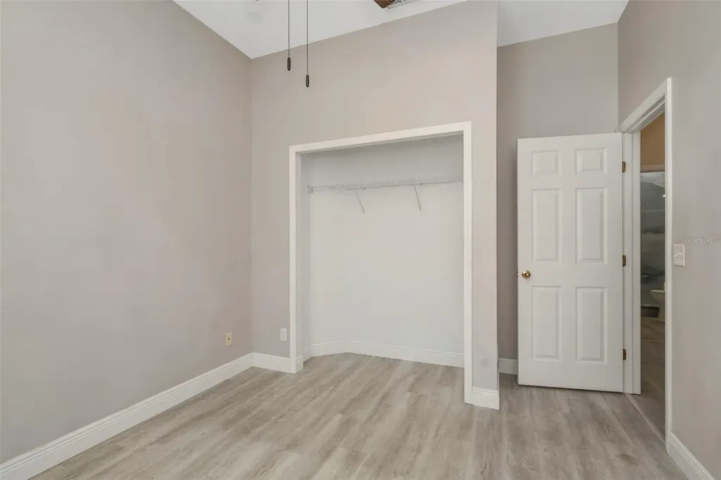368 Tavernier Circle Oldsmar FL 34677