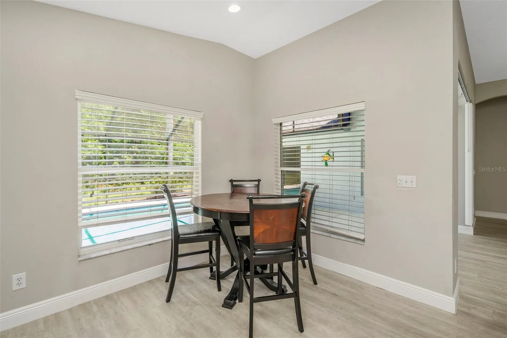 368 Tavernier Circle Oldsmar FL 34677