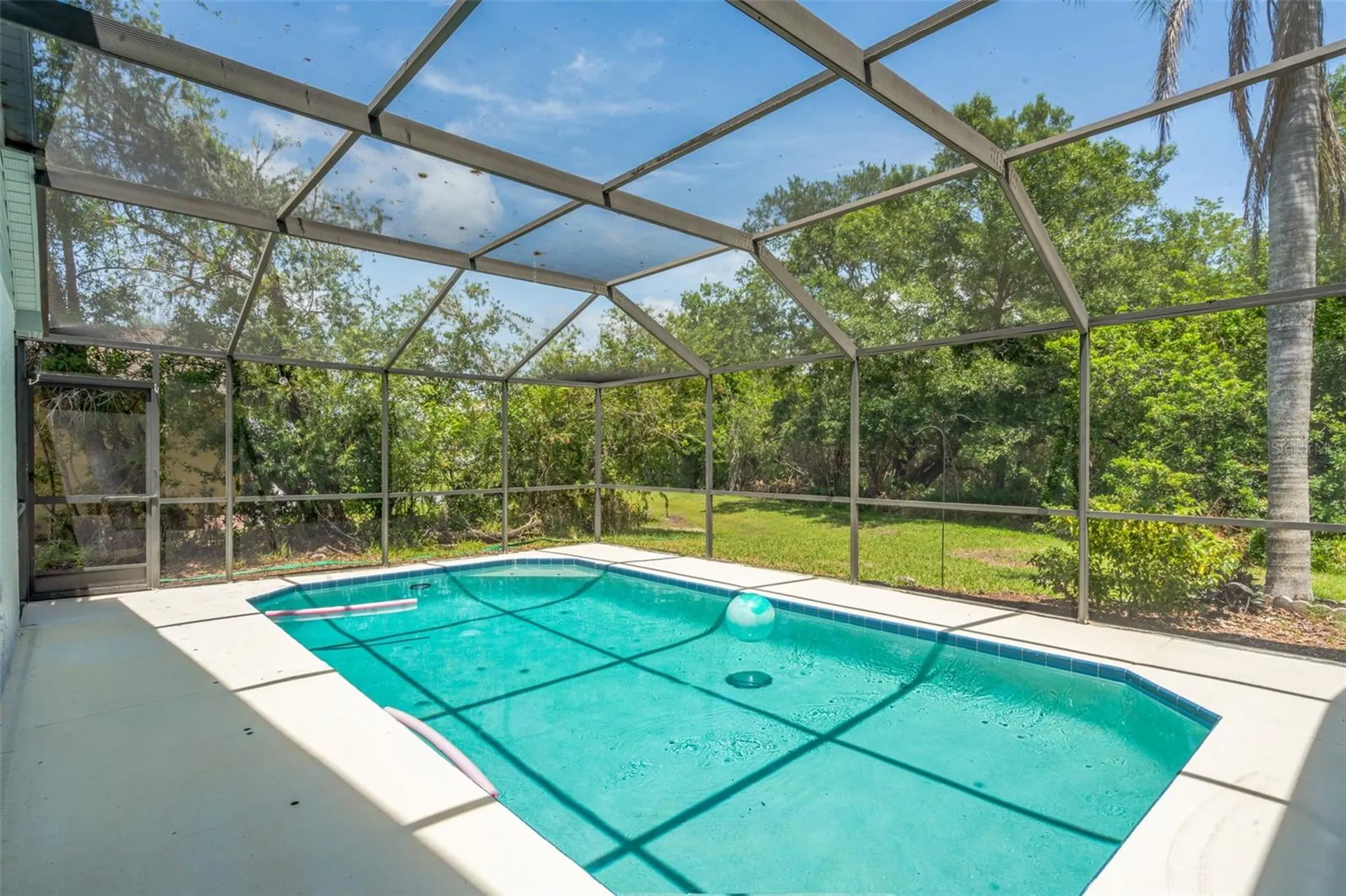 368 Tavernier Circle Oldsmar FL 34677