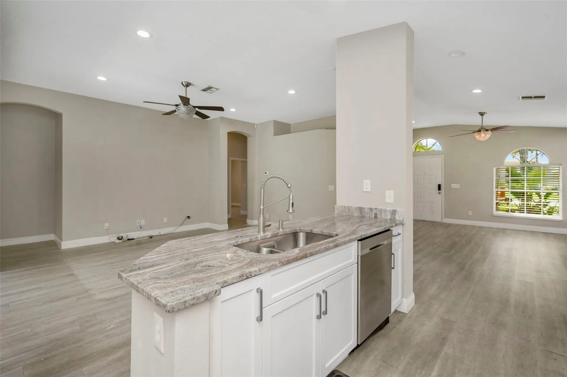 368 Tavernier Circle Oldsmar FL 34677