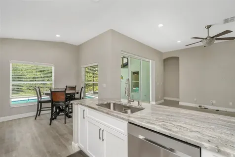 368 Tavernier Circle Oldsmar FL 34677