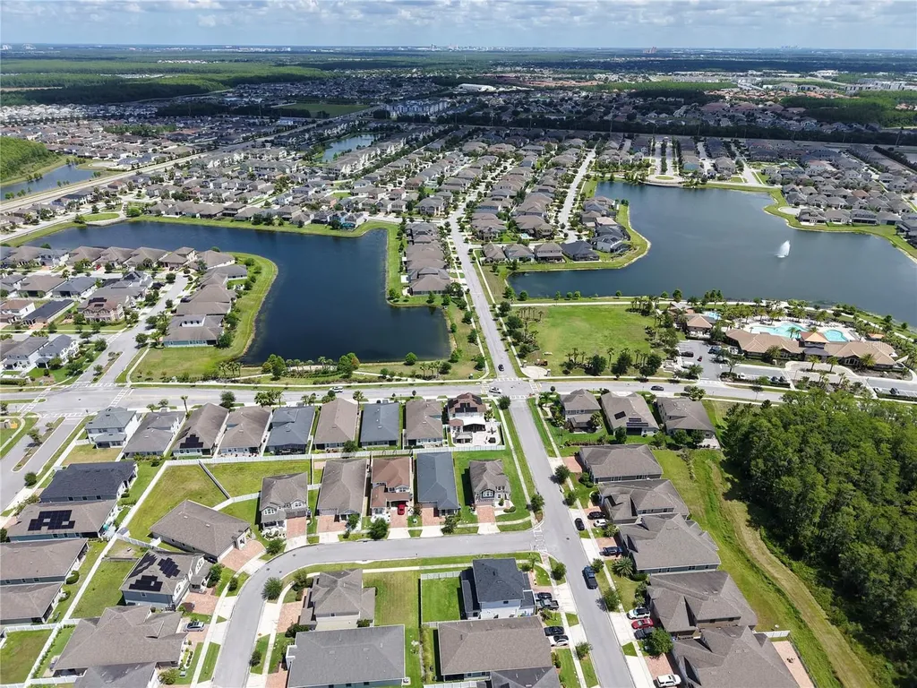 2916 Chantilly Avenue Kissimmee FL 34741