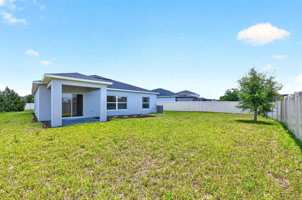 596 Meadow Bend Drive Davenport FL 33837