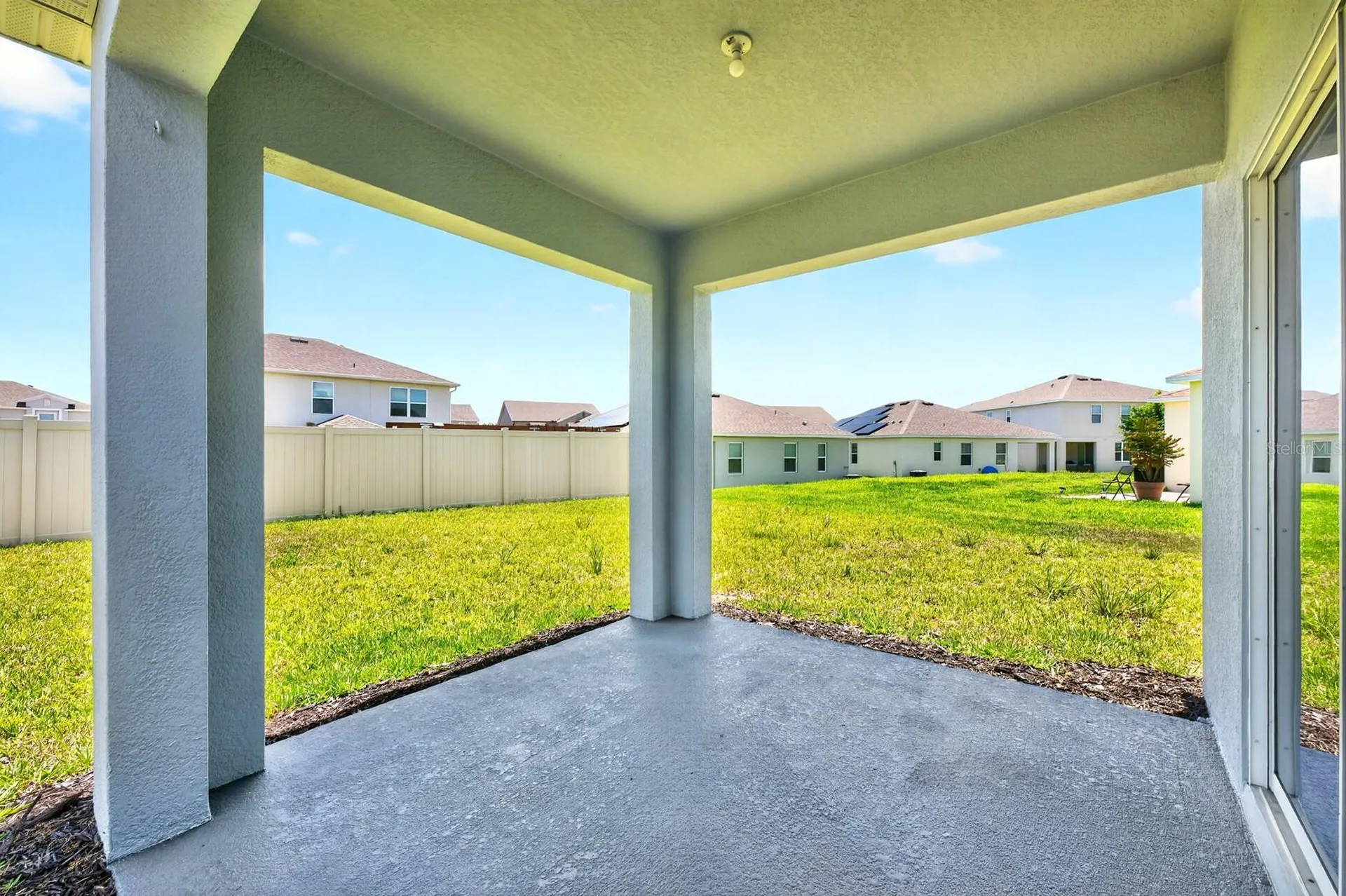 596 Meadow Bend Drive Davenport FL 33837