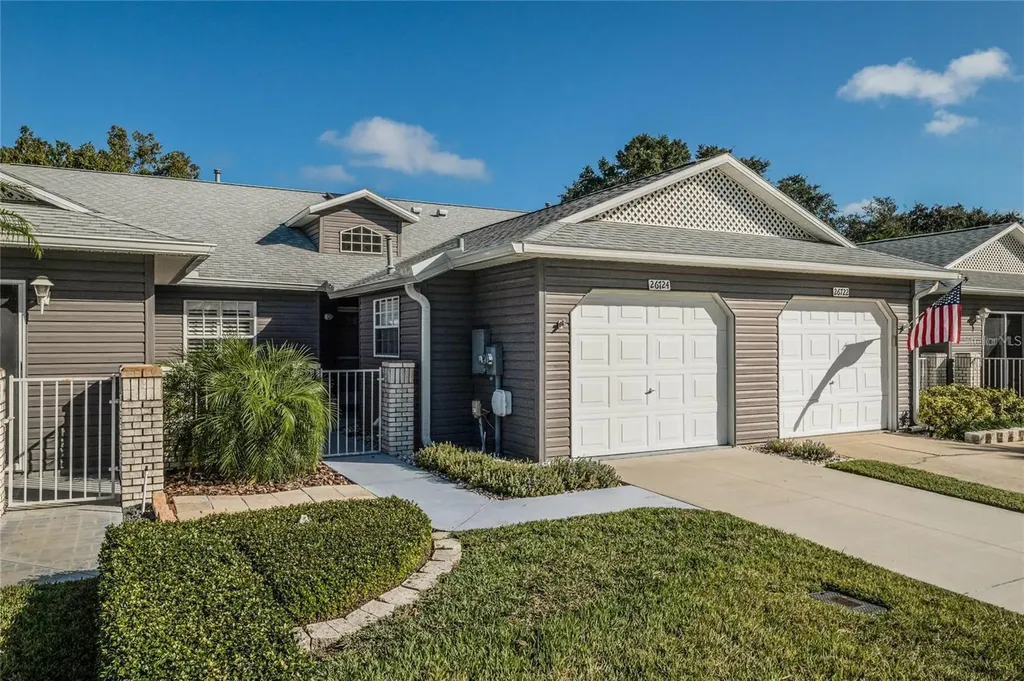 26724 Cash Court Leesburg FL 34748