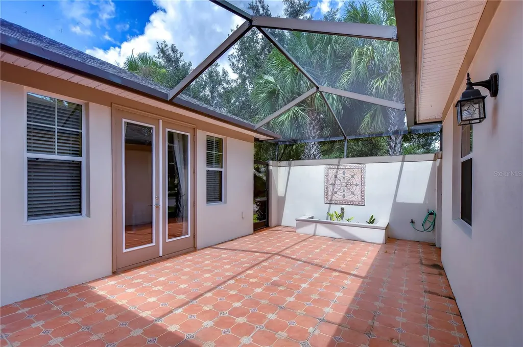 6801 Lockington Court Tampa FL 33625