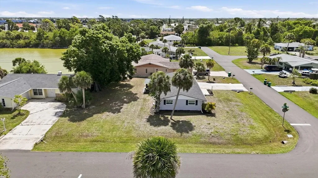 1730 Blue Bird Lane Englewood FL 34224