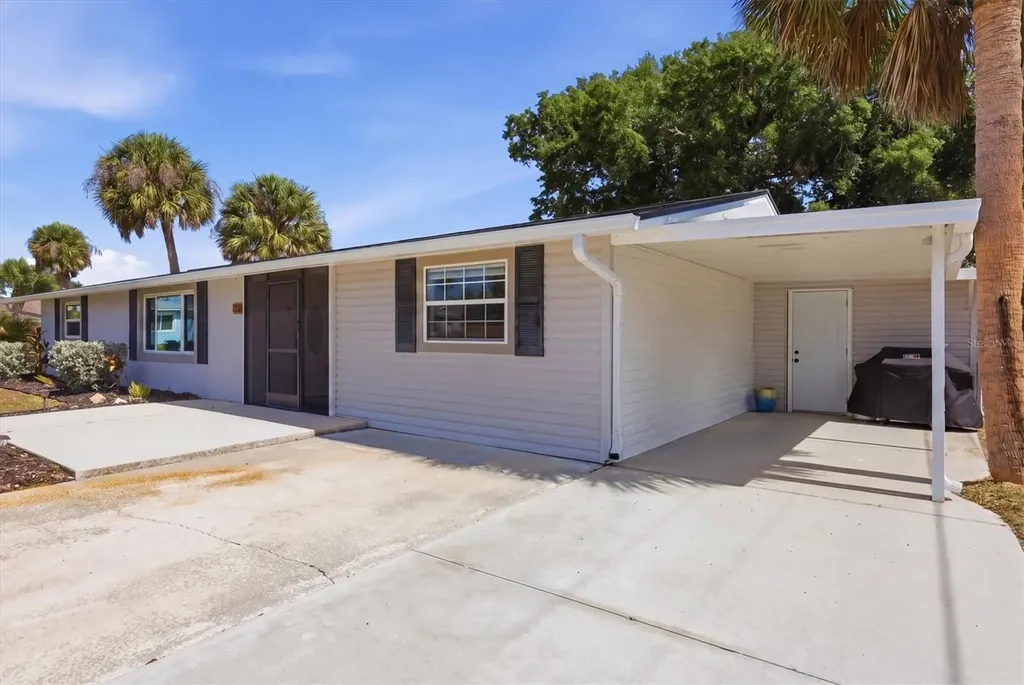 1730 Blue Bird Lane Englewood FL 34224