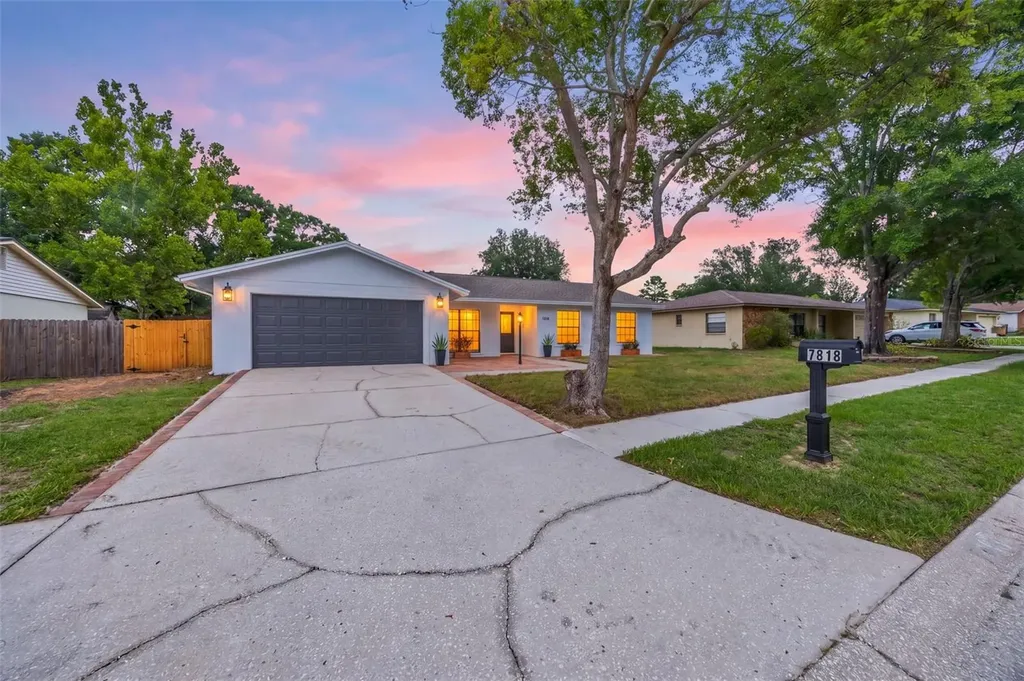 7818 Capwood Avenue Tampa FL 33637