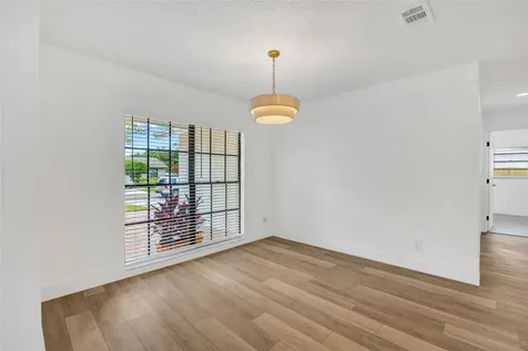 7818 Capwood Avenue Tampa FL 33637
