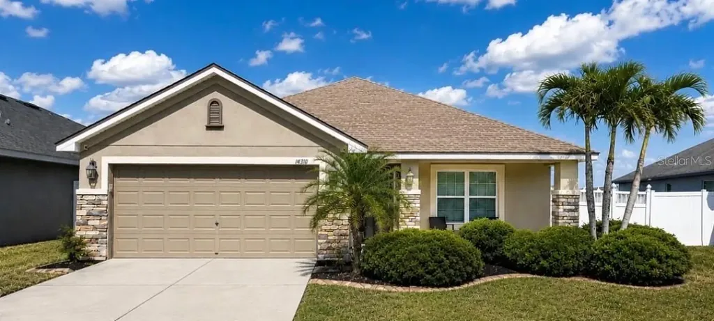 14310 Edinburgh Moor Drive Wimauma FL 33598