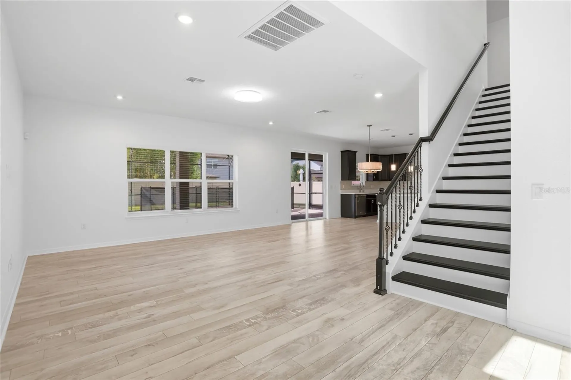 1369 Bristol Oaks Way Orlando FL 32825