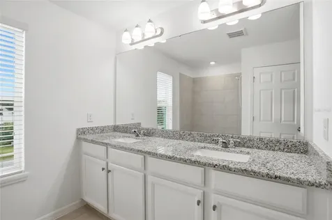 1369 Bristol Oaks Way Orlando FL 32825