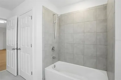 1369 Bristol Oaks Way Orlando FL 32825