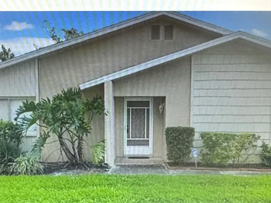 1651 Cape Hope Avenue NE St Petersburg FL 33702