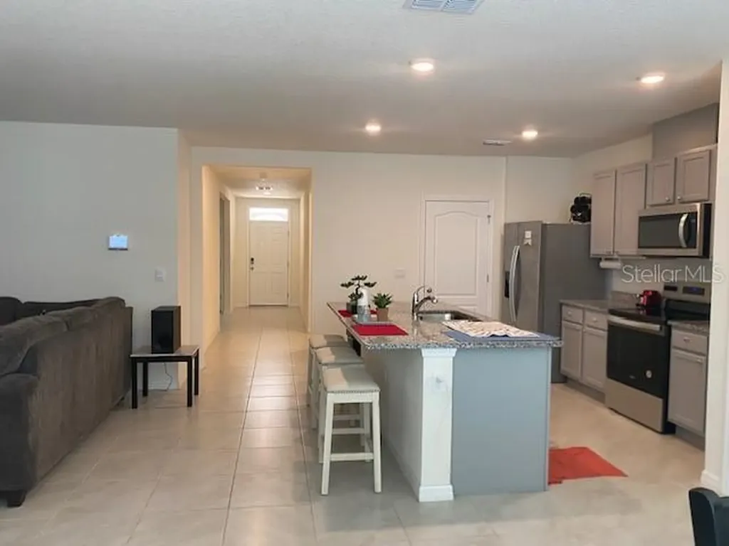 11370 Amber Ridge Drive Zellwood FL 32798